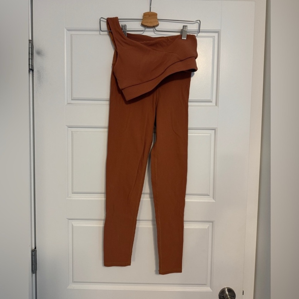 Kyodan Women's Leggings + bra set
